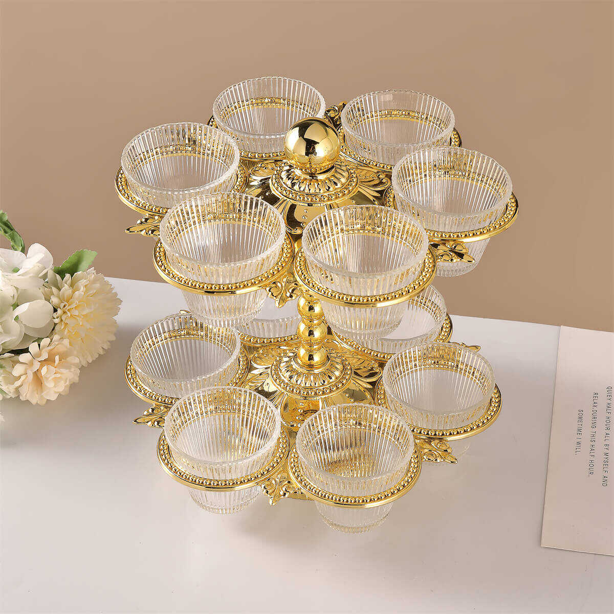 2-tiers-stripe-relief-tea-glasses-angle-view.jpg