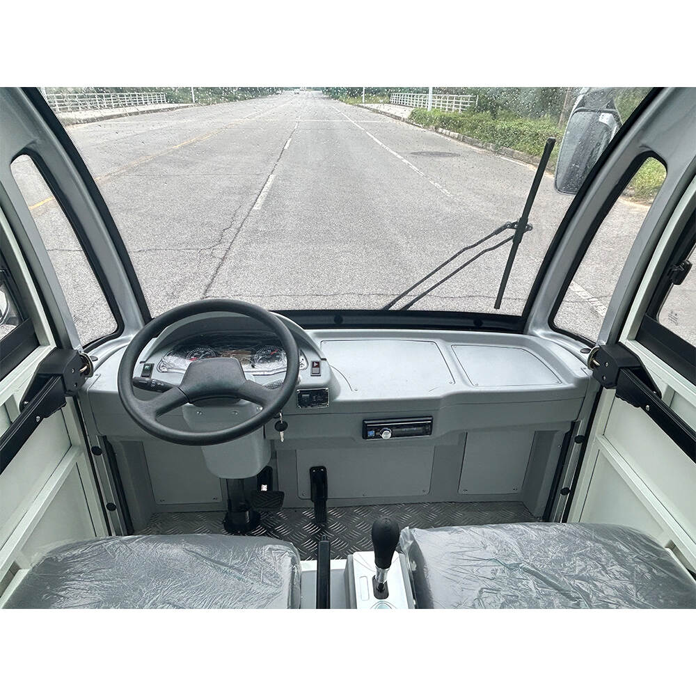 TB000231 type 23-passenger open sightseeing car.jpg