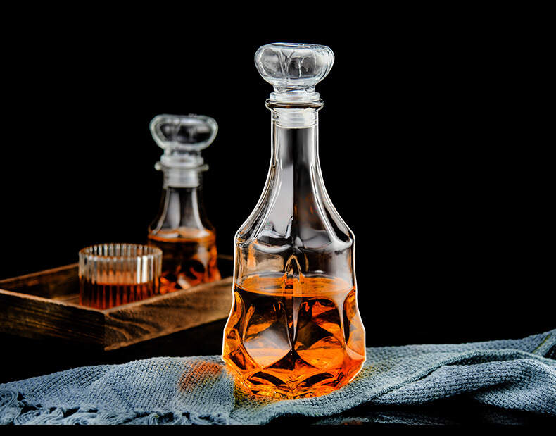 Elegance in Glass: China's 12 oz Boston Round Bottles