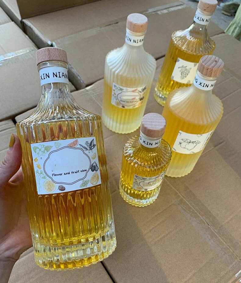 China Frosted Beverage Glass Bottle