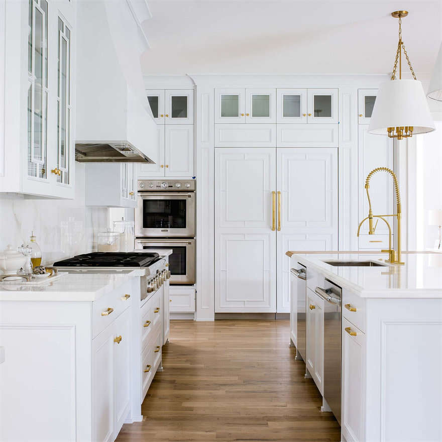 White Solid Wood Kitchen Cabinets