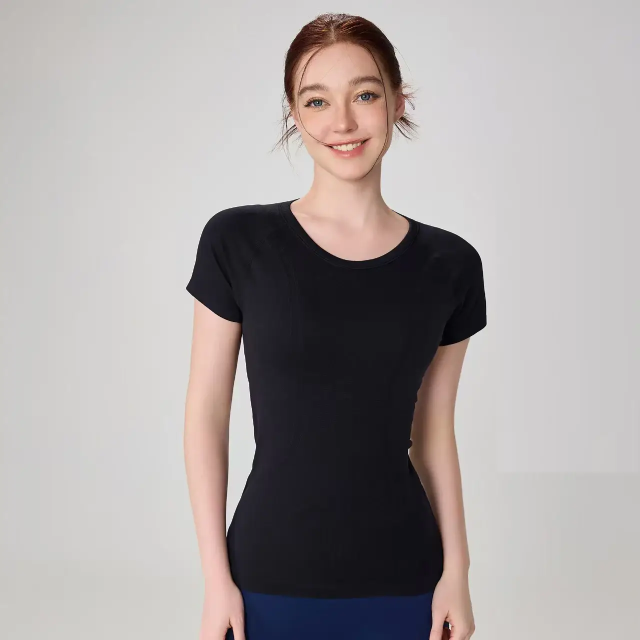 seamless yoga top, women’s fitness t-shirt, gym short sleeve shirt, breathable workout top, slim fit sport shirt