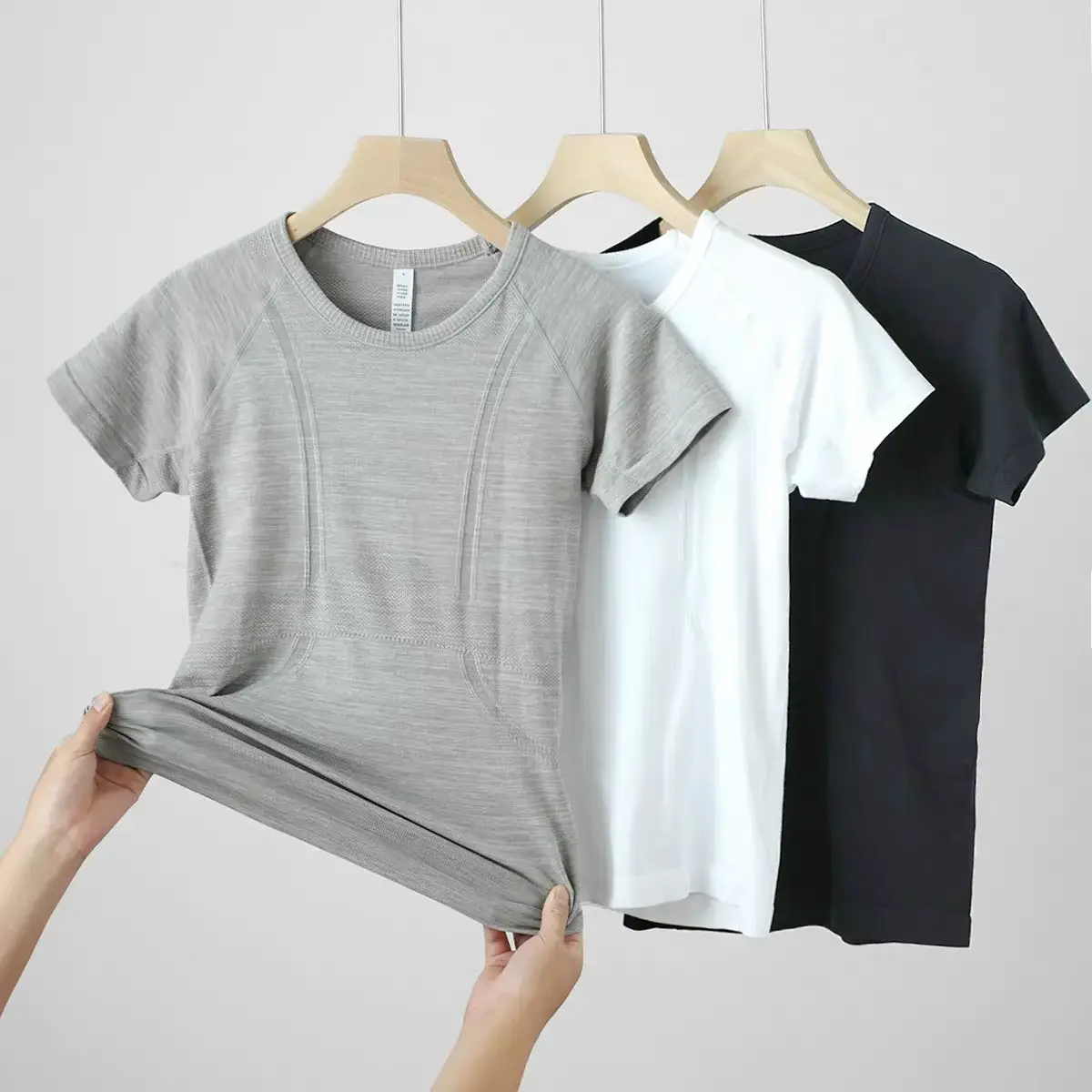 seamless yoga top, women’s fitness t-shirt, gym short sleeve shirt, breathable workout top, slim fit sport shirt