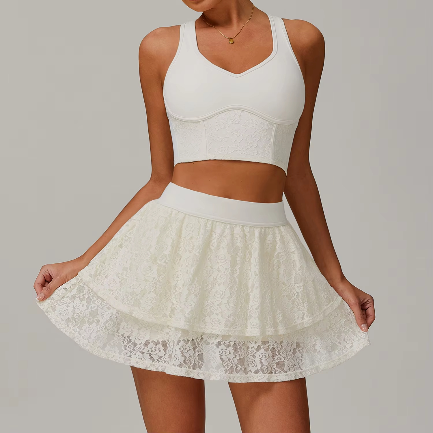 Top 5 Trends in Yoga Wear for 2025 – What Buyers Want Now