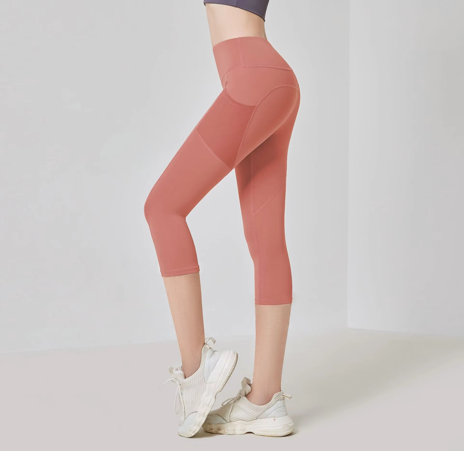 women sports pants, cropped leggings, yoga pants with pockets, gym tights women, 3/4 workout leggings