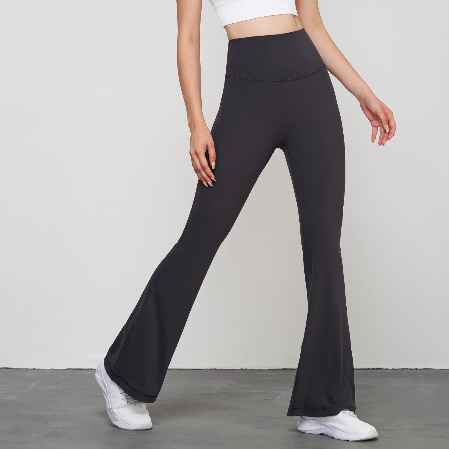 Women’s Flare Yoga Pants – High Waist Seamless Bootcut Leggings with Peach-Lift Fit
