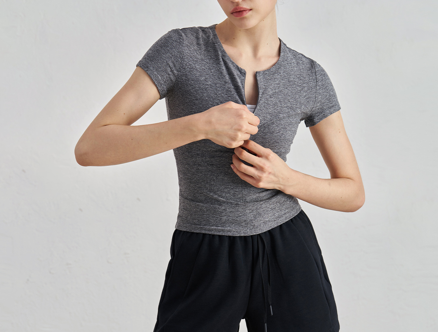 fitted workout t-shirt, yoga top women, waist slimming shirt, crew neck activewear, gym base layer