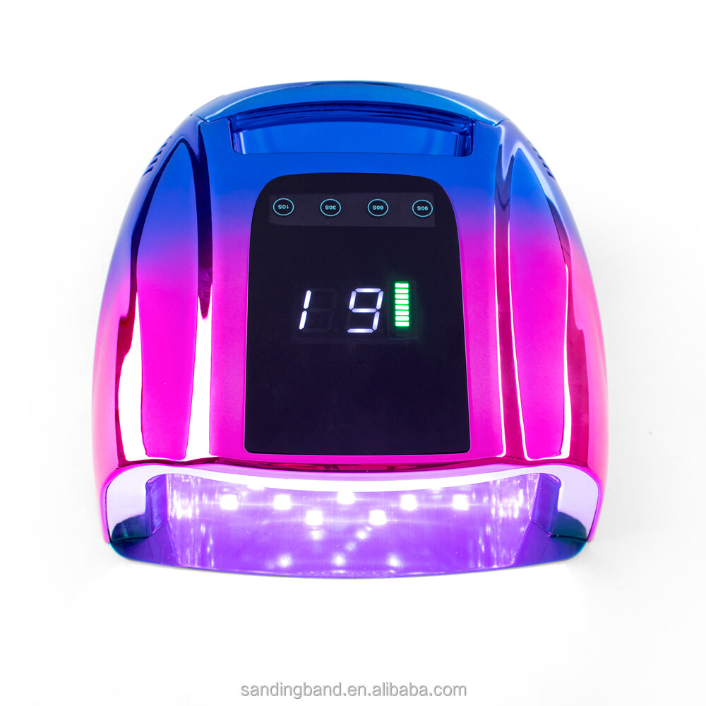 Lograr uñas de calidad profesional con la potencia de una lámpara de uñas LED UV de 168W