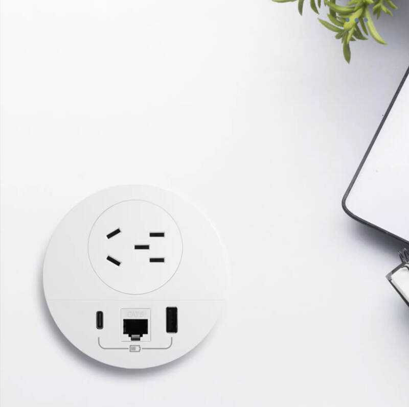 Embedded desktop multi-port GaN charger/ 2A2C GAN Fast Charger