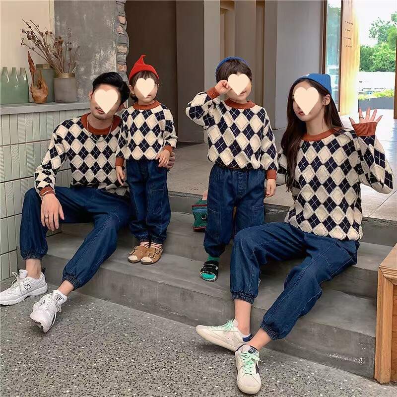 winter autumn spring sweater manufacturer, winter autumn spring sweater factory, jacquard crew neck sweater, jacquard extreme pile pullover sweater, jacquard knit animal pattern sweater