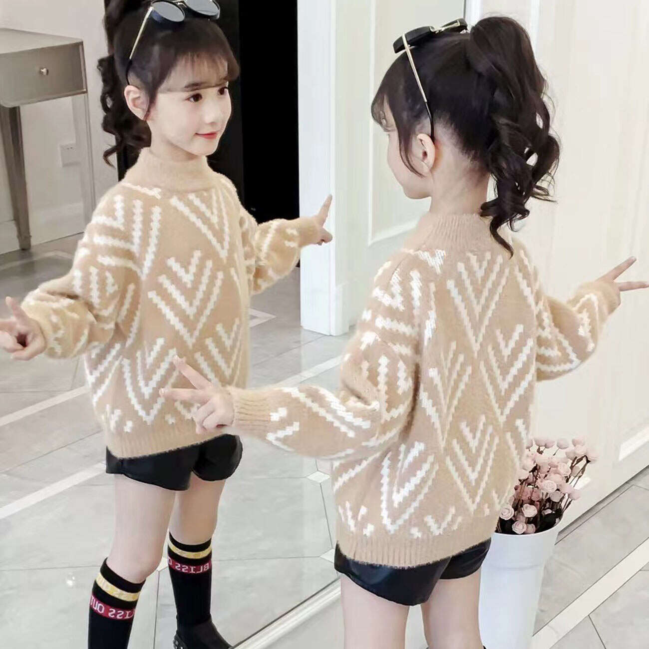 kids cartoon long sleeve knitwear importer, kids cartoon long sleeve knitwear wholesaler, kids cartoon long sleeve knitwear wholesale, children animal cartoon jacquard knitted manufacturer, children animal cartoon jacquard knitted factory