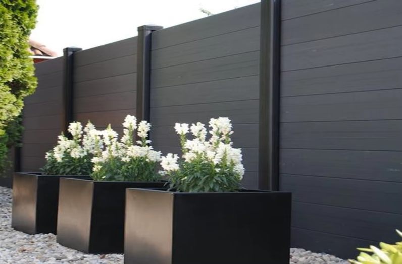 Features and Advantages of Aluminum Alloy Outdoor Fence