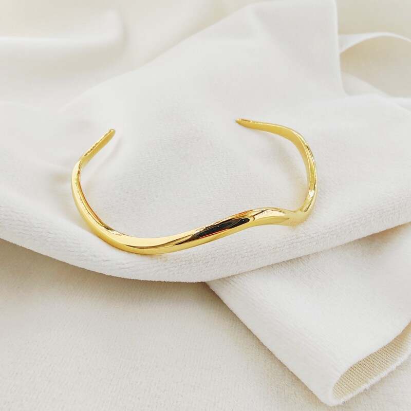 Wave Gold Bracelet