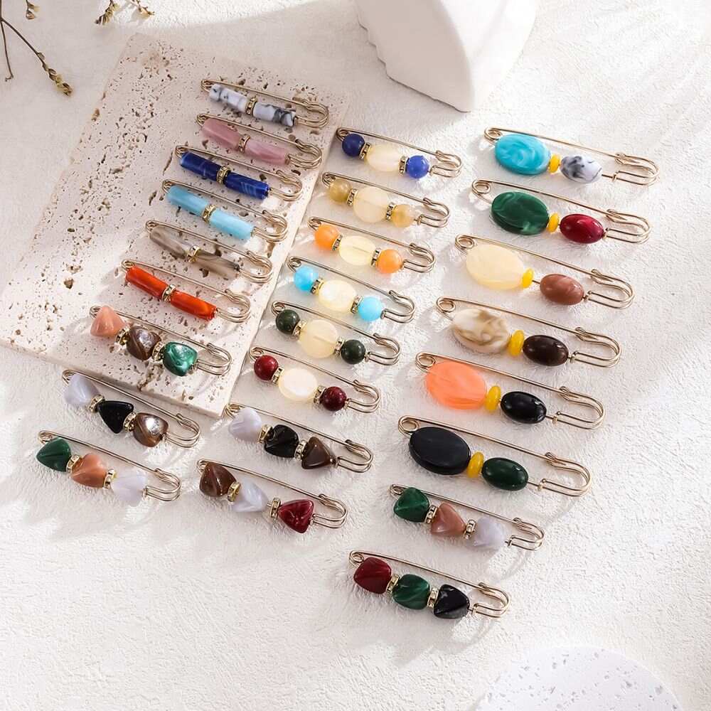 Multiple shapes paper clip