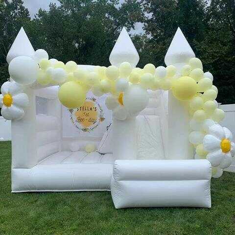 Hot sale indoor and outdoor inflatable wedding trampoline with blower