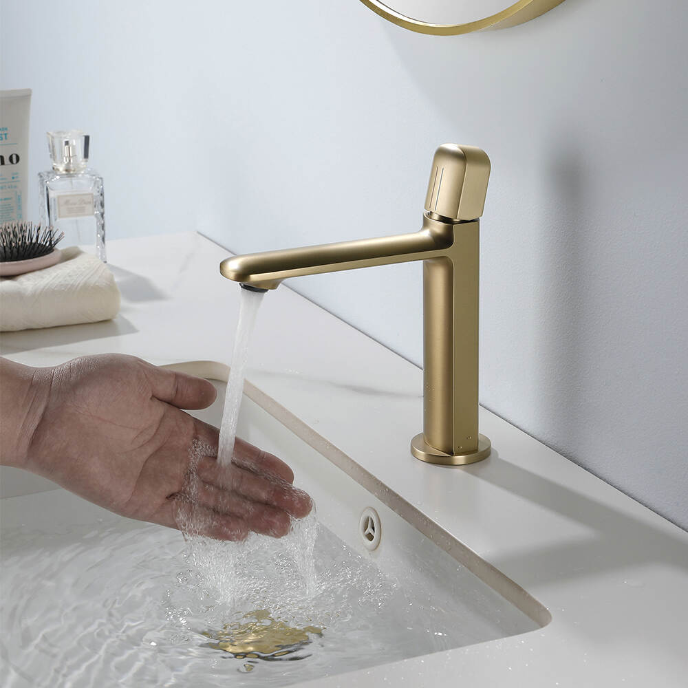 Bathroom countertop mounted brass stainless steel single handle faucet sink bathroom hot cold water tap