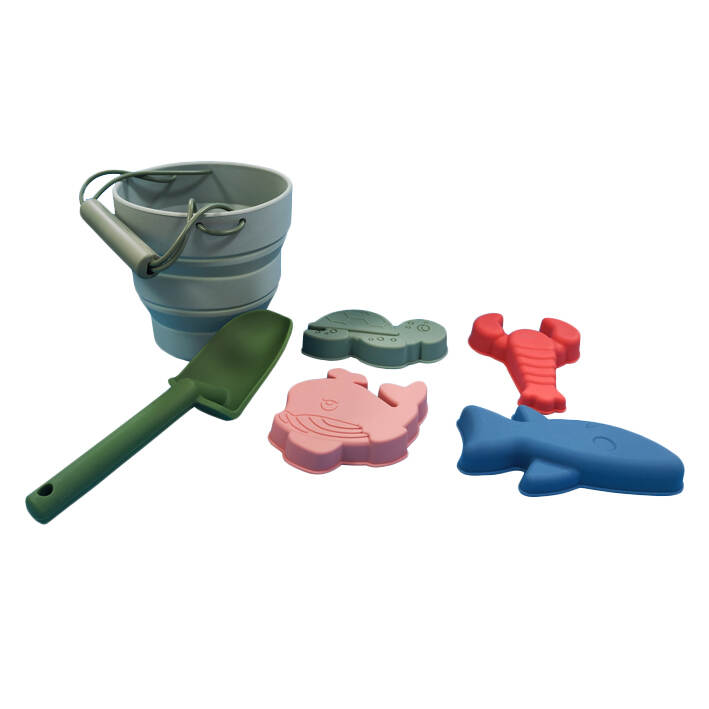 Silicone Fish Beach Bucket Toys Set