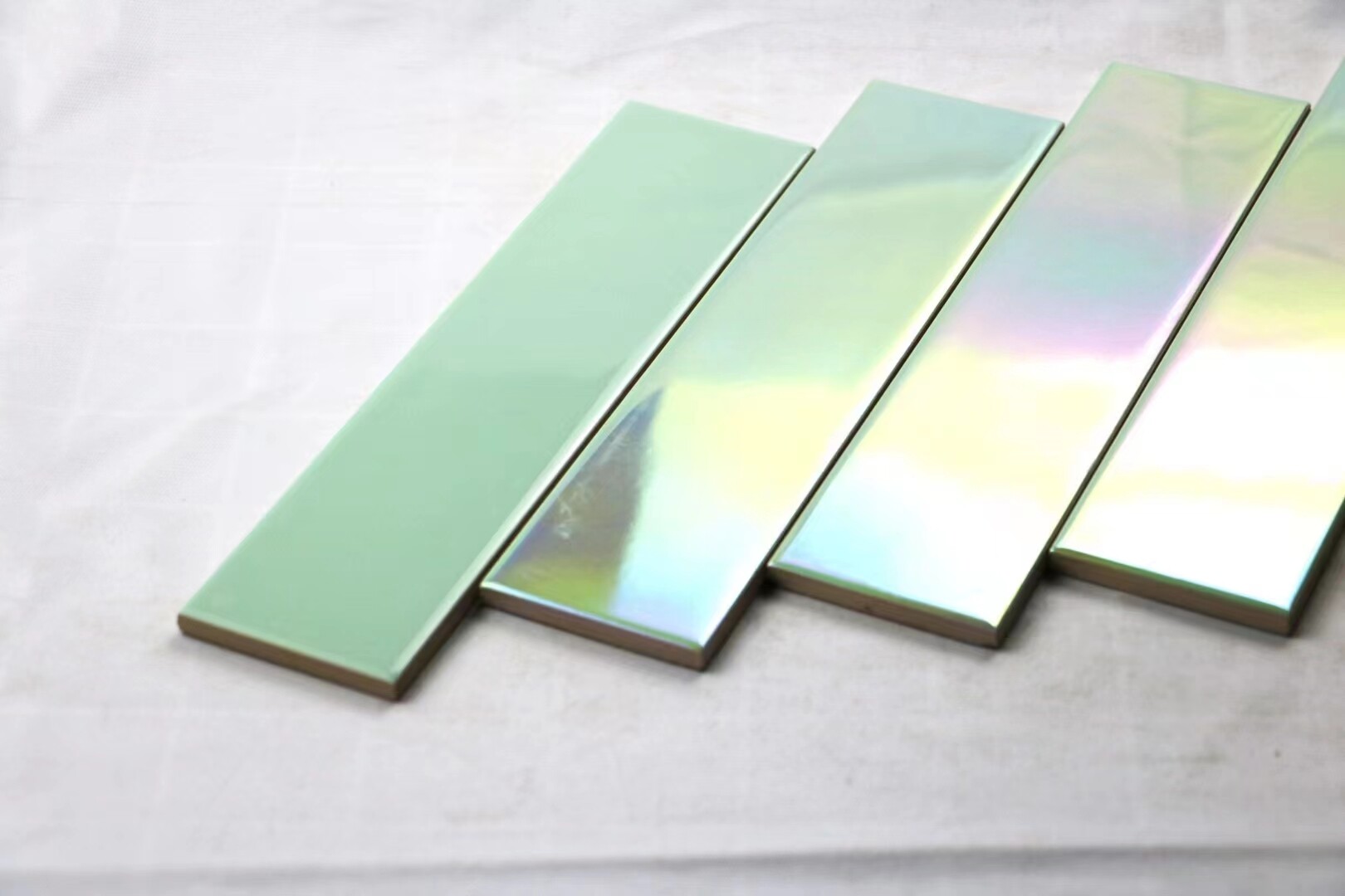 iridescent wall tile, iridescent wall tiles