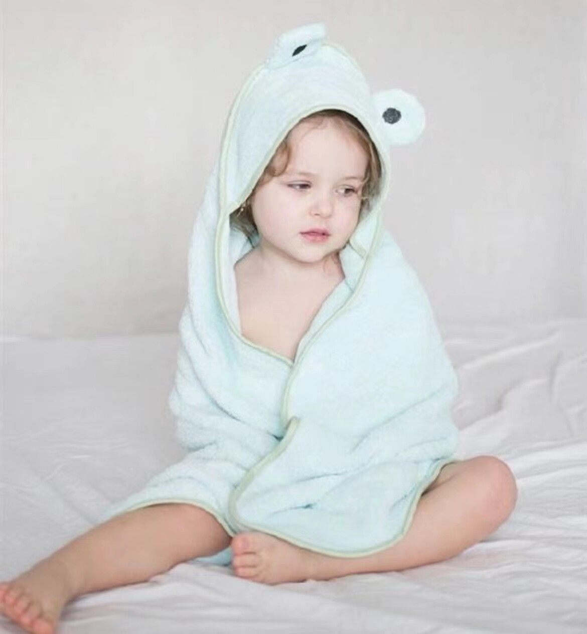 Snuggly and Soft: Inside the Baby Hooded Bath Towel Factory