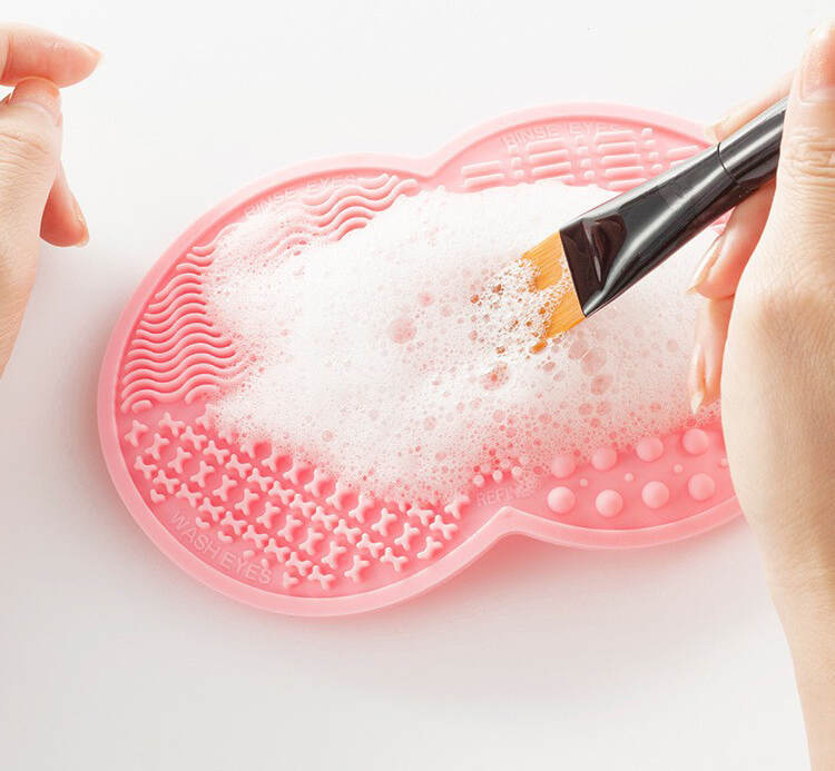 makeup brush cleaning tool company, makeup brush cleaning tool supplier, makeup brush cleaning tool exporter, makeup brush cleaning pad oem