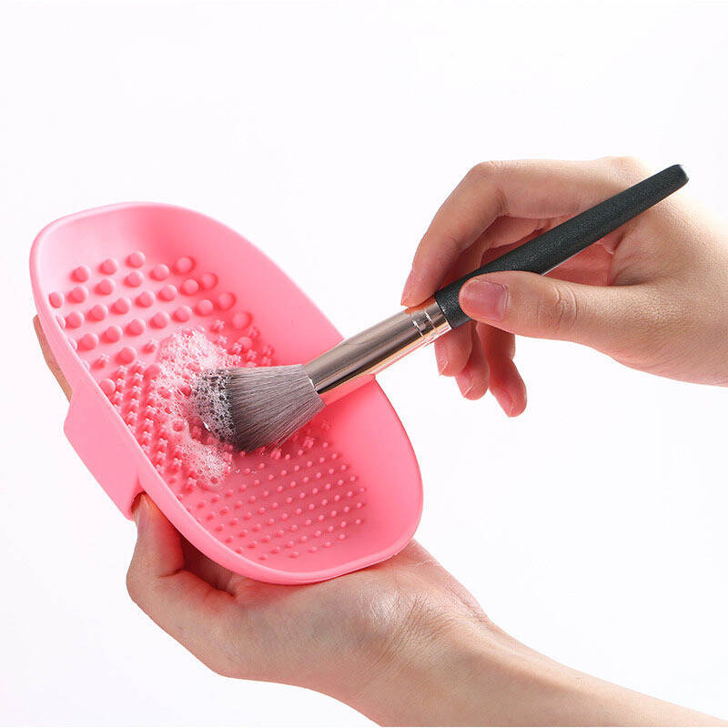 cleaning pad for makeup brushes, silicone makeup brush cleaner pad, costomized makeup brush cleaning pads, makeup brush cleaner pads, makeup brush cleaner silicone pad