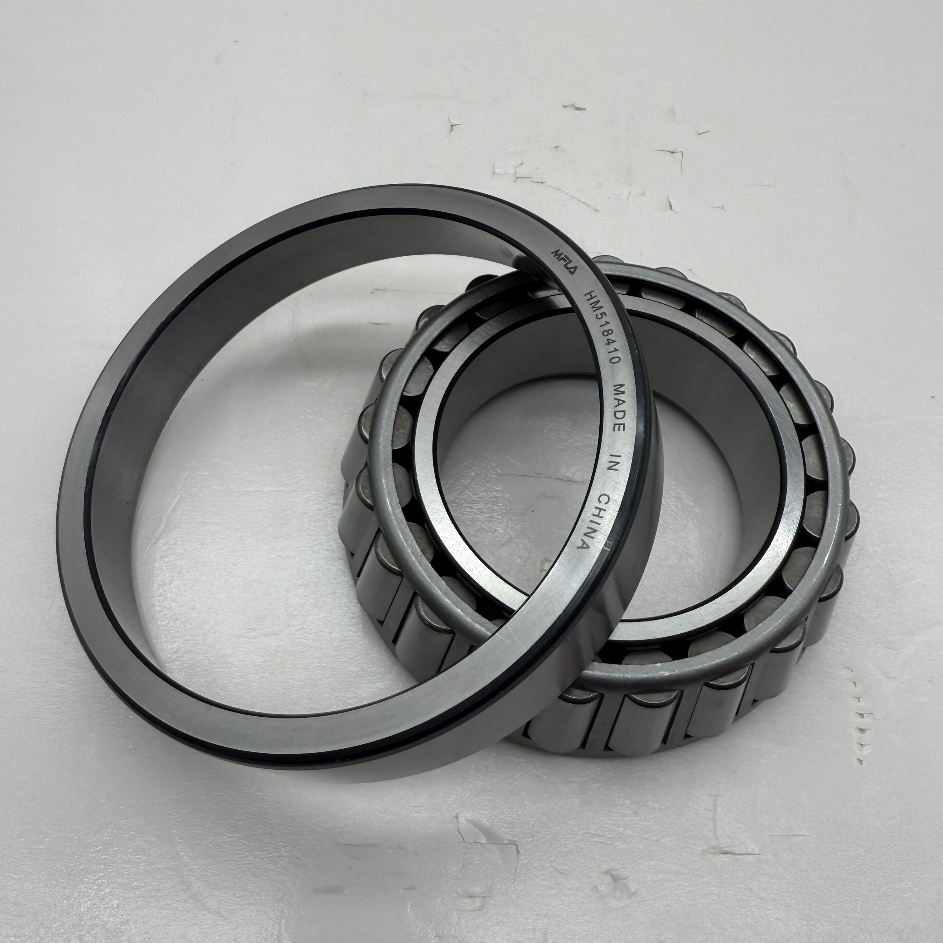 Tapered roller bearings HM518445-10