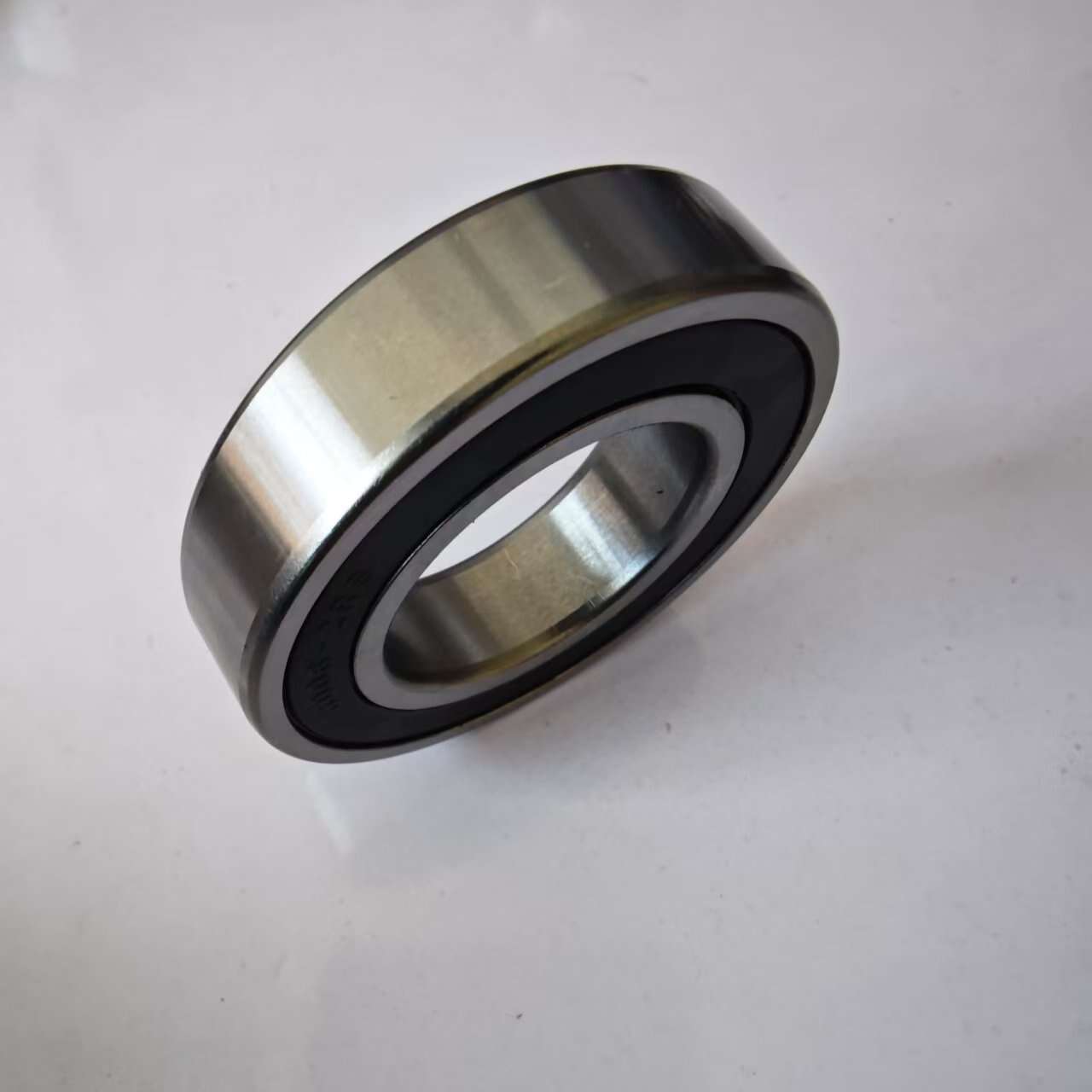 wheel hub stuck on spindle, wheel hubs and spindles, wheel spindle and hub assembly, automotive wheel hub spindle market, rear wheel hub spindle