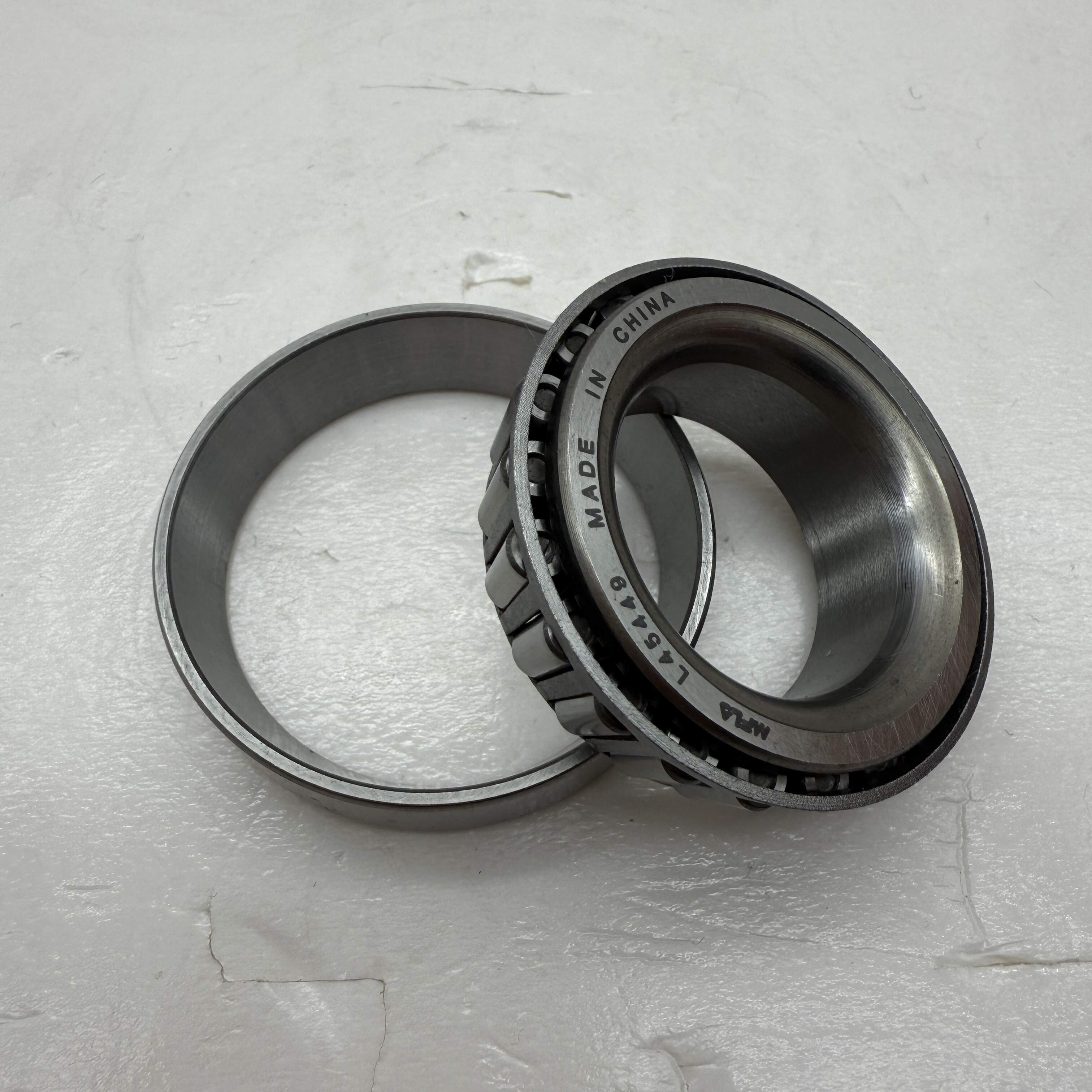 Tapered roller bearings L45449-10