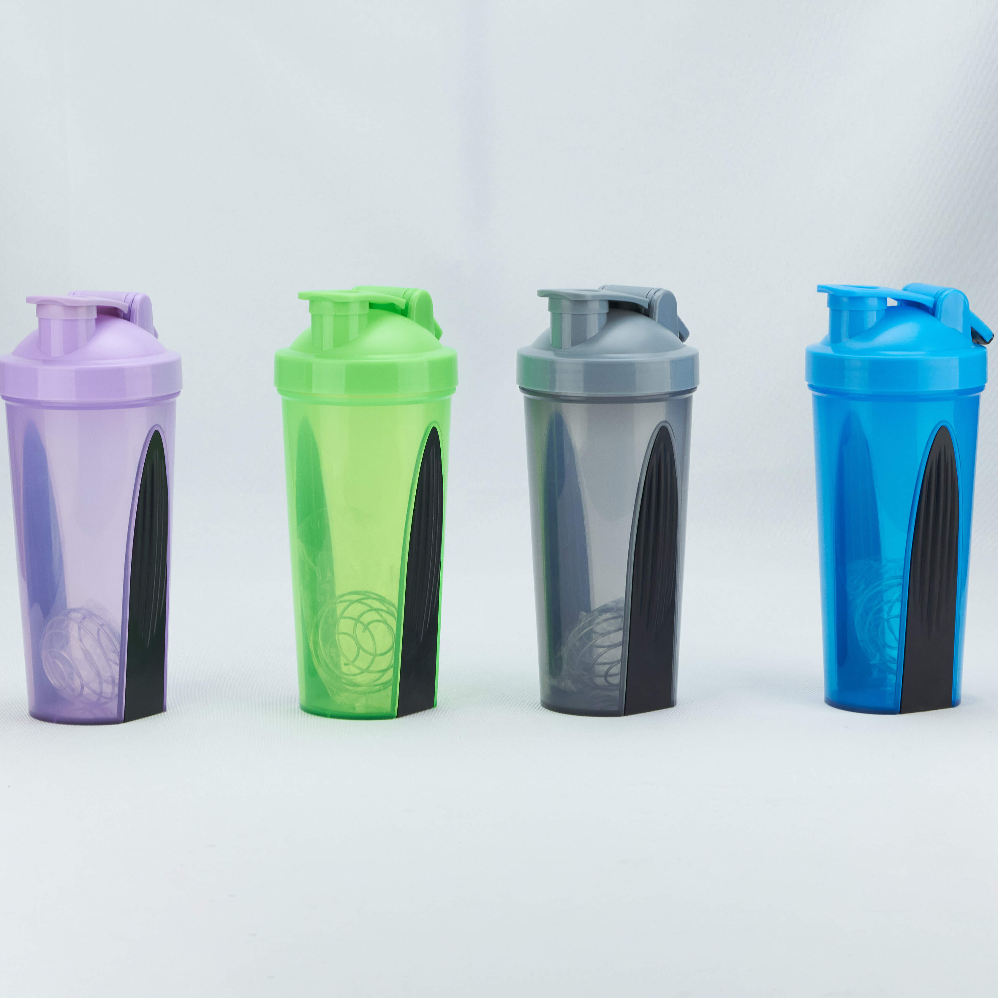 700ml Rubber Coating BPA Free Plastic Direct Drinking Protein Shaker GYM Plastic Shaker Bottle