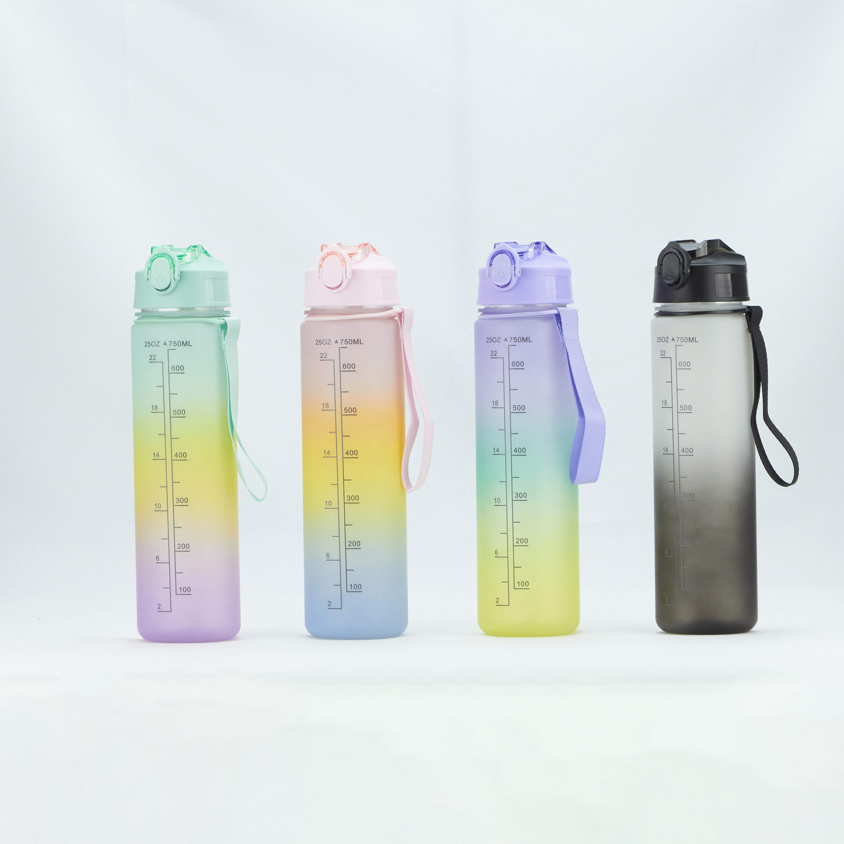 700ml Plastic Bottle with Screw Lip Sports Water Bottle Reusable Water Bottles Leakproof  Colorful Spray Painting Bottle