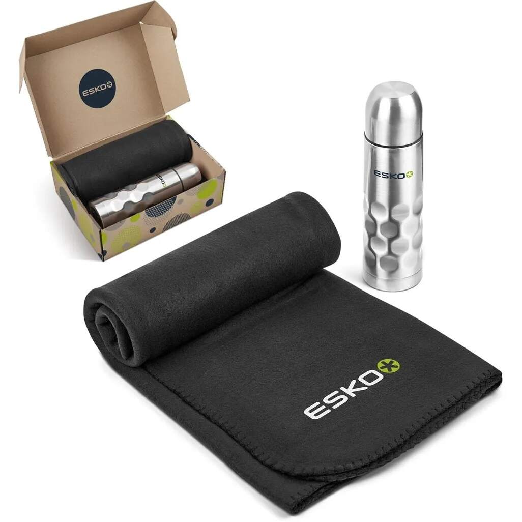 Sports Gift Pack: Elevate Your Gifting Game with Custom Bottles & Towels!