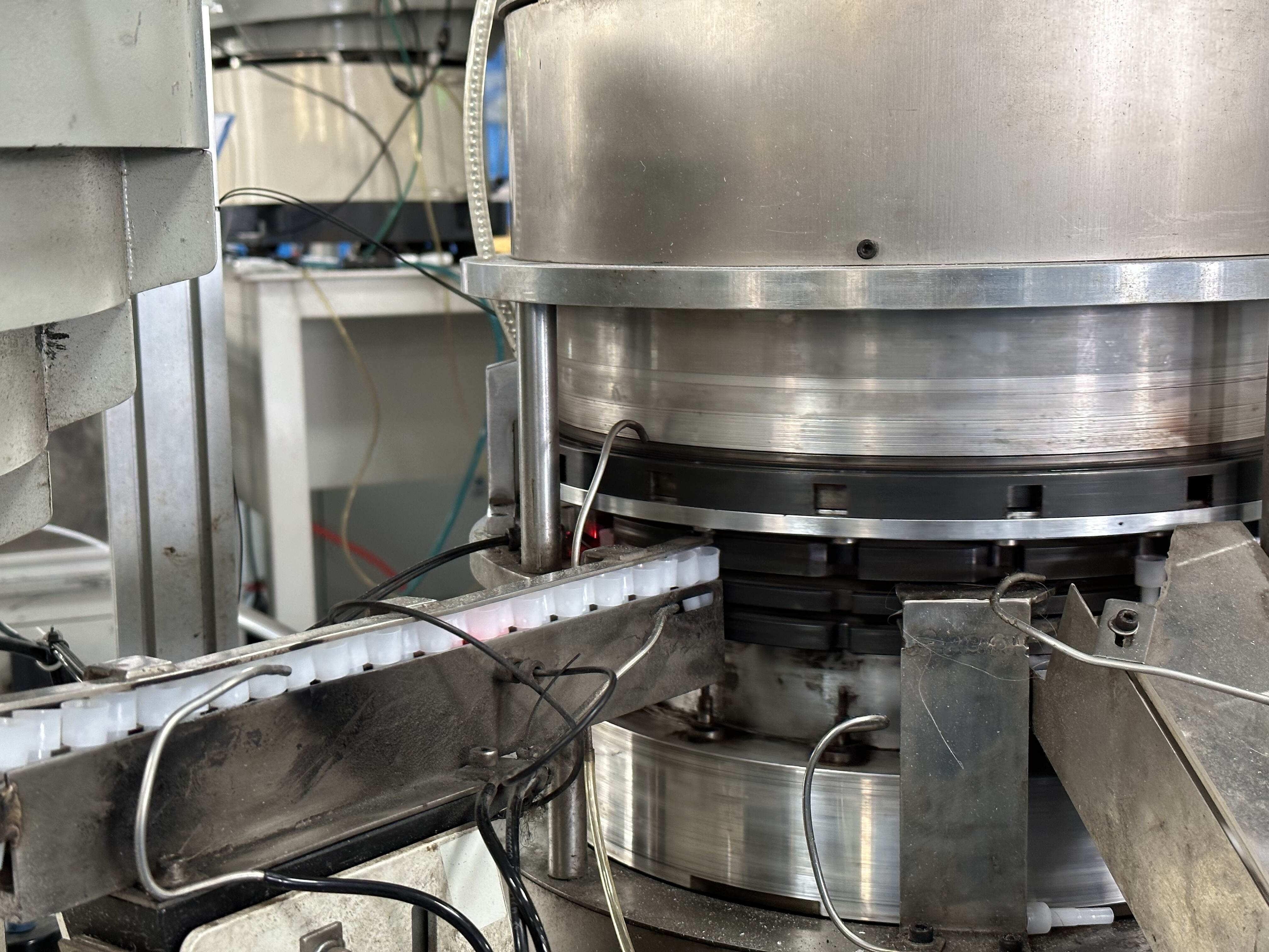 Trigger Sprayer Assembly Machine，piston and glass ball assembly machine，automated machines，Chinese suppliers