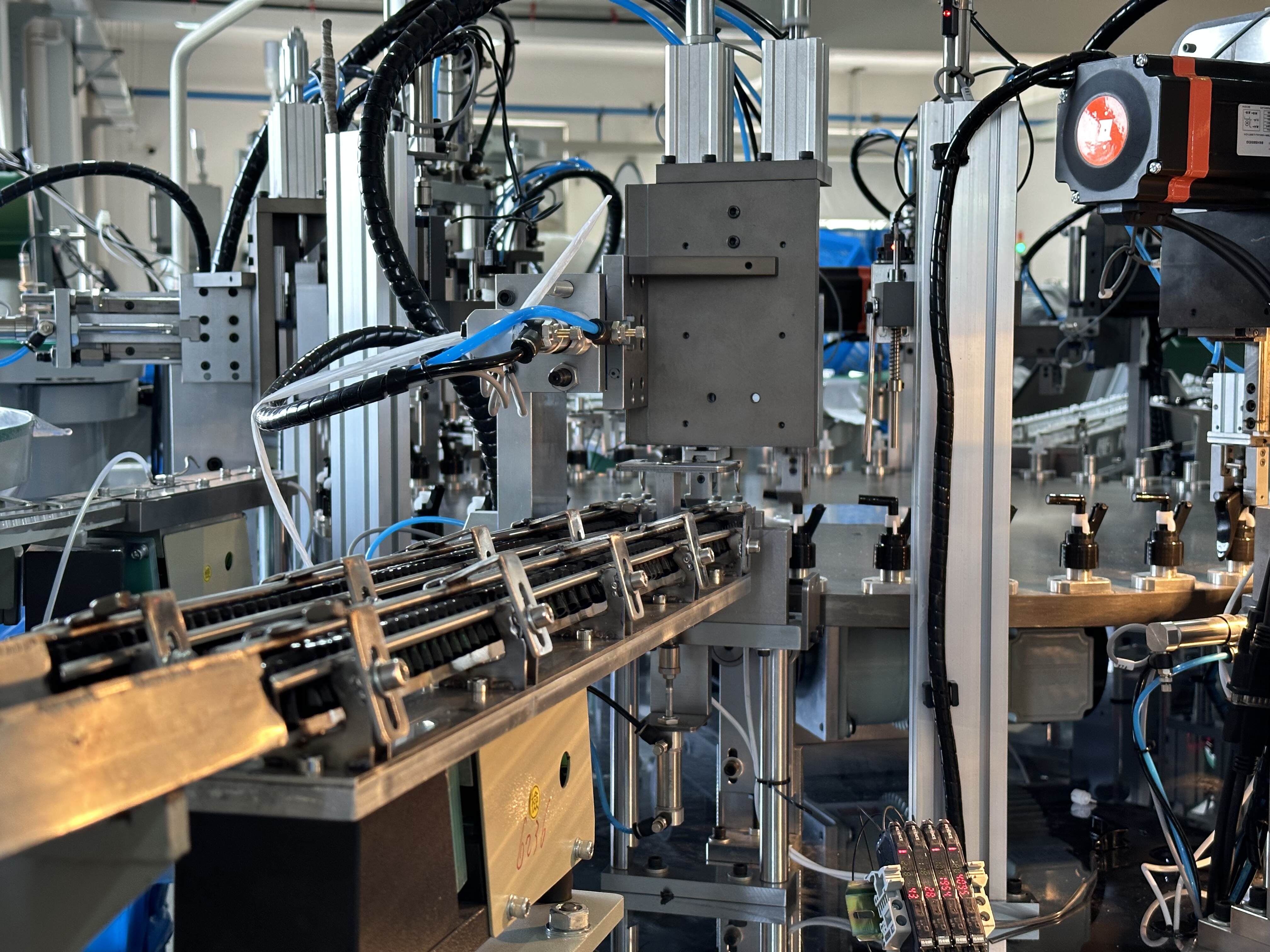 Mini Trigger Assembly Machine,Automated machines, fast speed, low cost, technical experts, after-sales guarantee