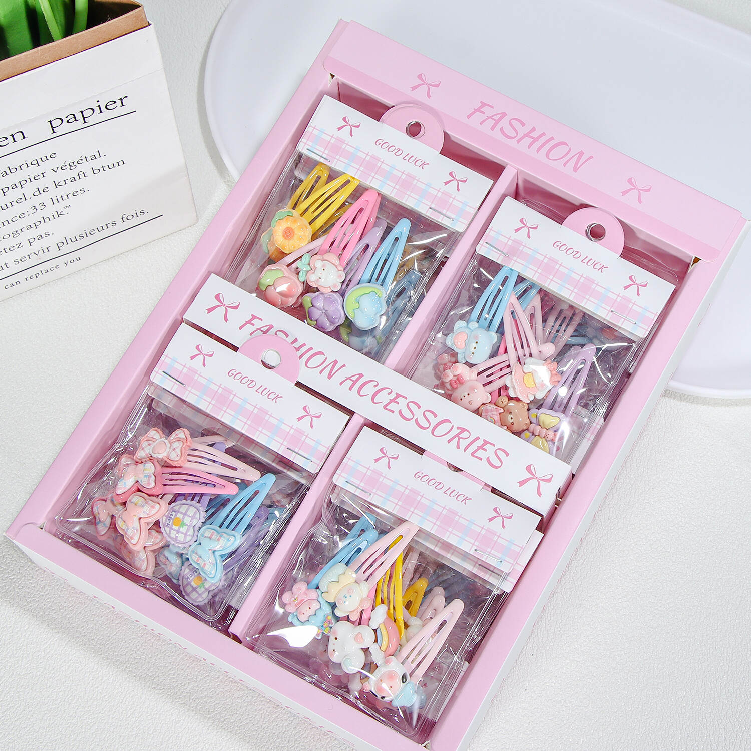 -Piece Resin Hair Clip Accessory Set Kid Hairgrips and Barrettes with Cartoon Pattern Gift for Girls