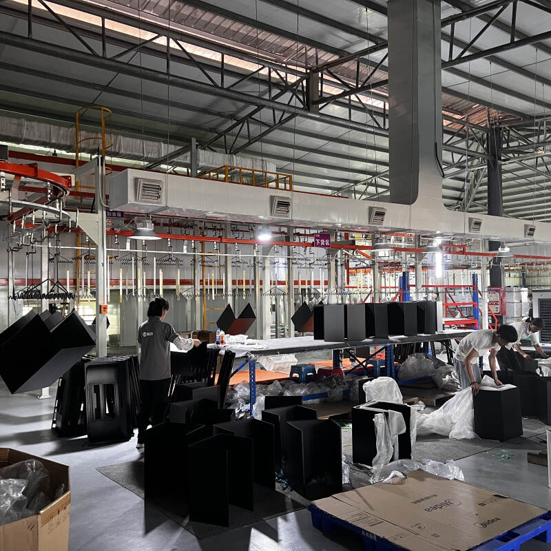 conveyor spray system, conveyor spray systems, automatic spray painting system, automatic spray painting system for industrial application, automatic spray gun systems