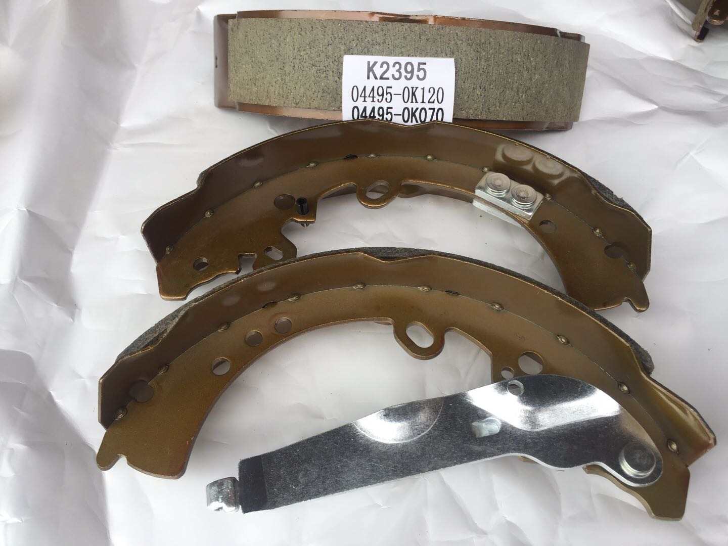 Toyota hilux  brake shoe 04495-0K120