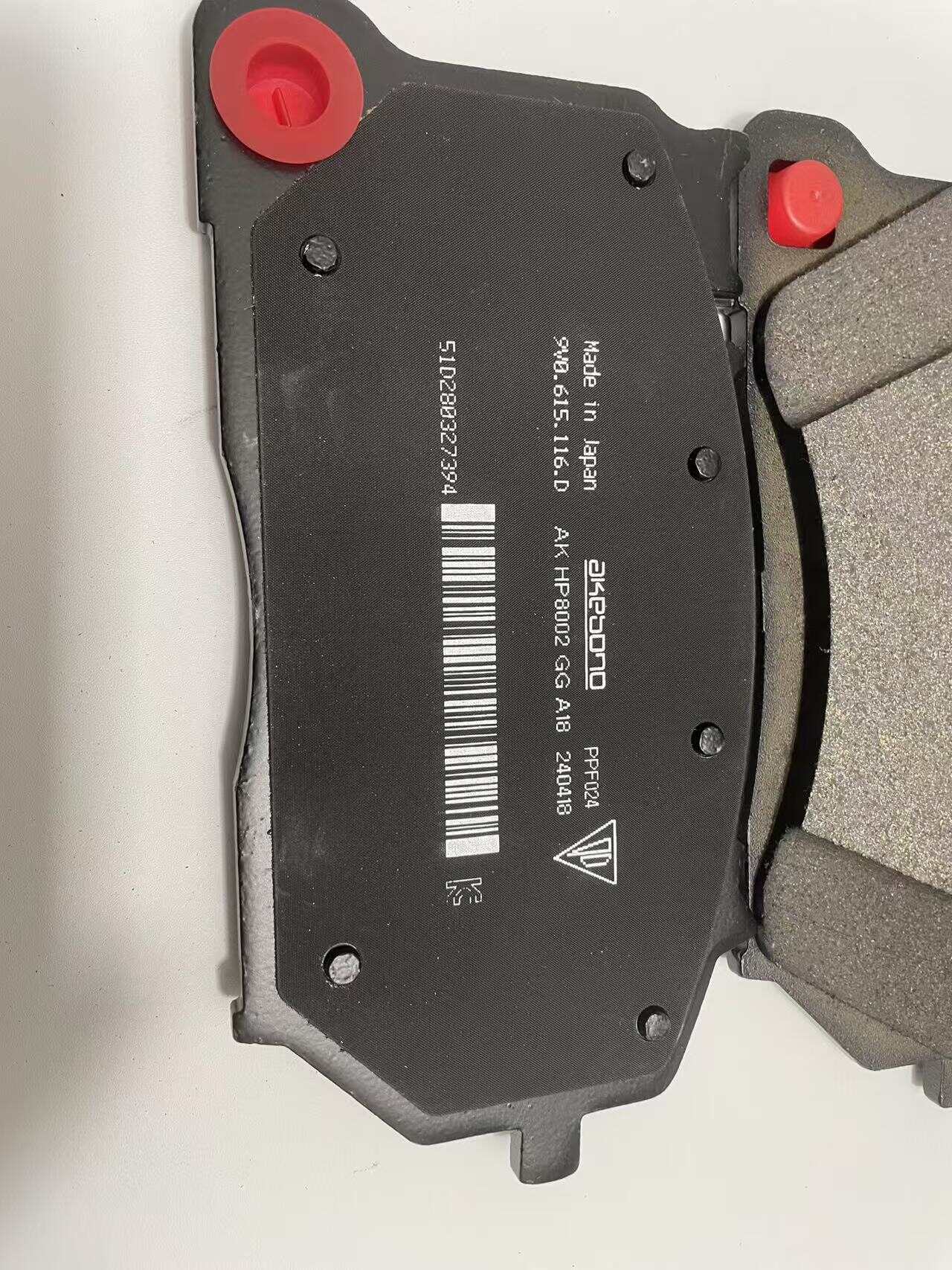 Ceramics, less metal