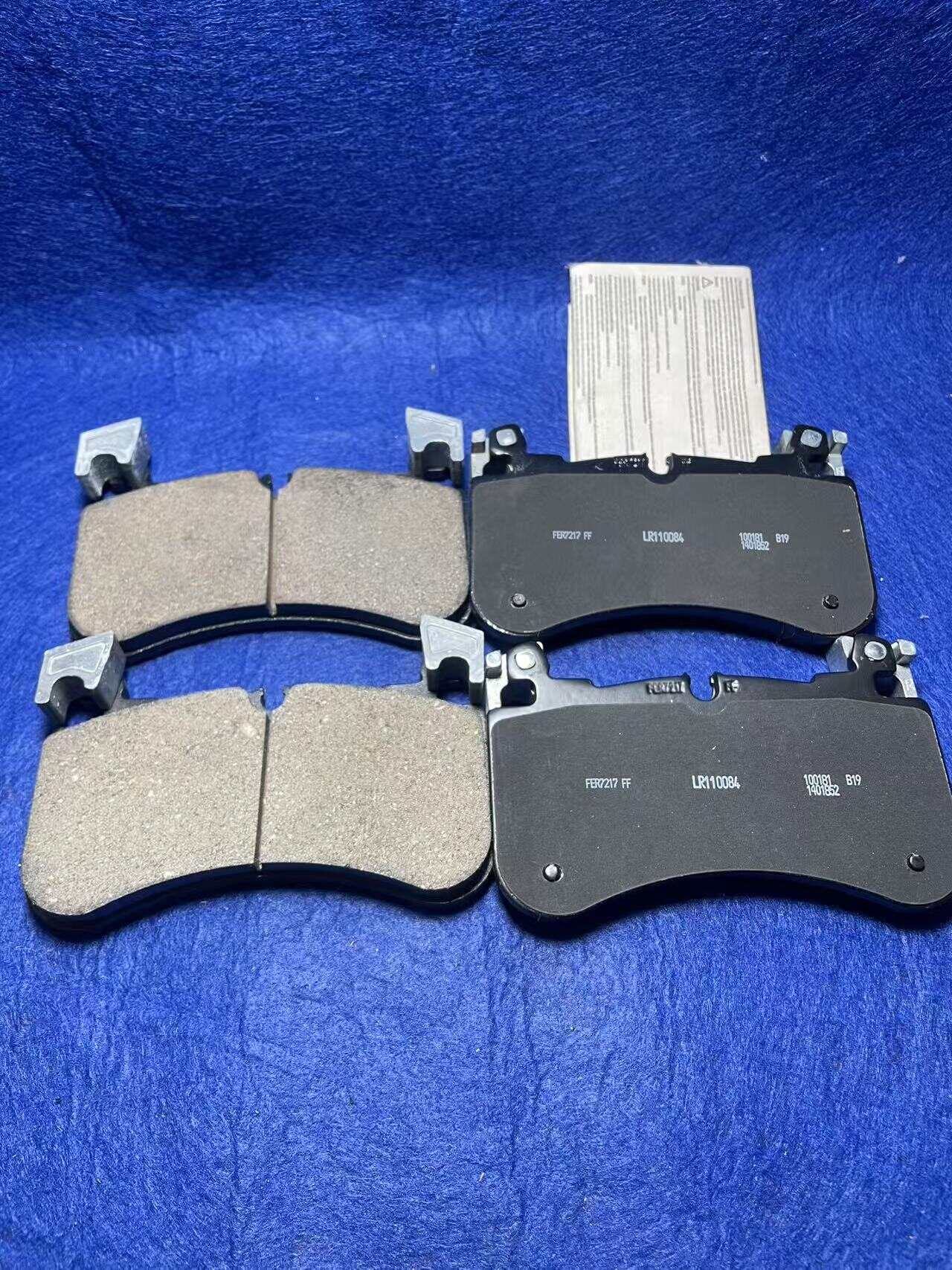 Land Rover DEFENDER Station Wagon Brake pads  LR110084