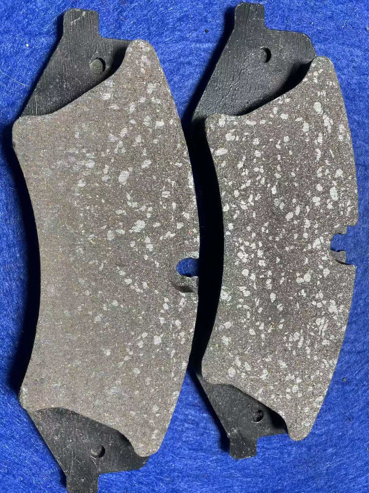 Ceramics, less metal
