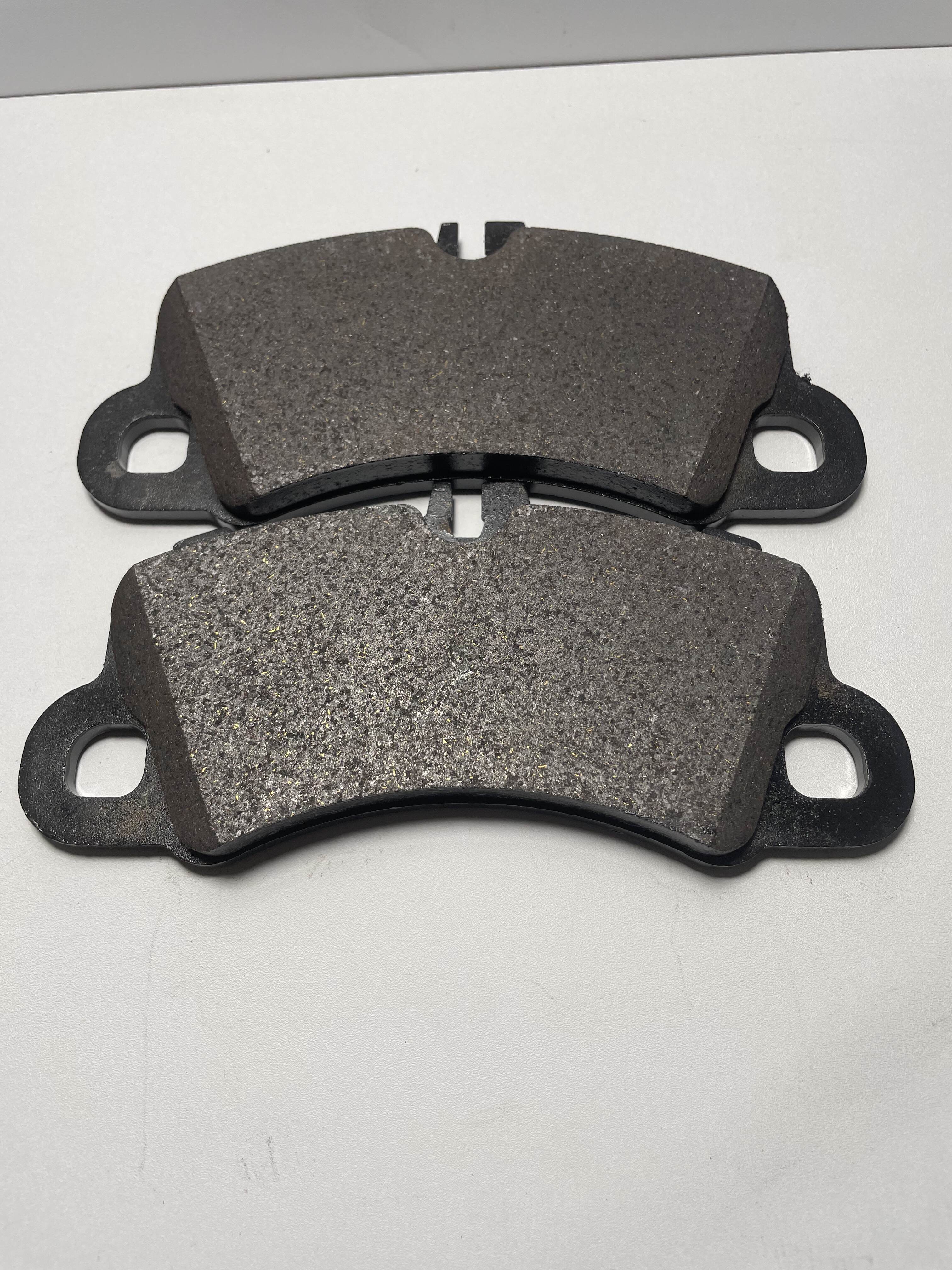 Ceramics, less metal