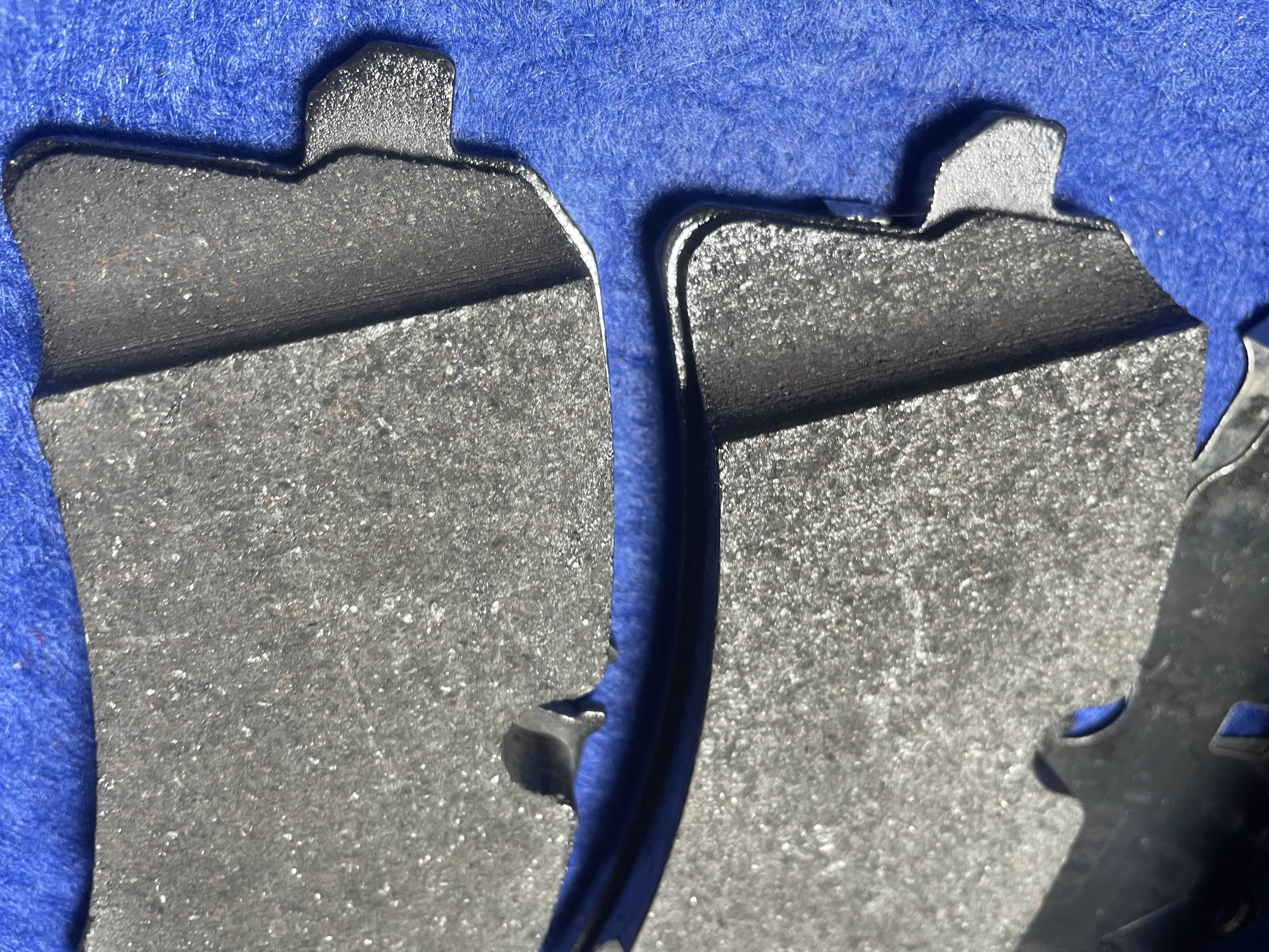 Ceramics, less metal