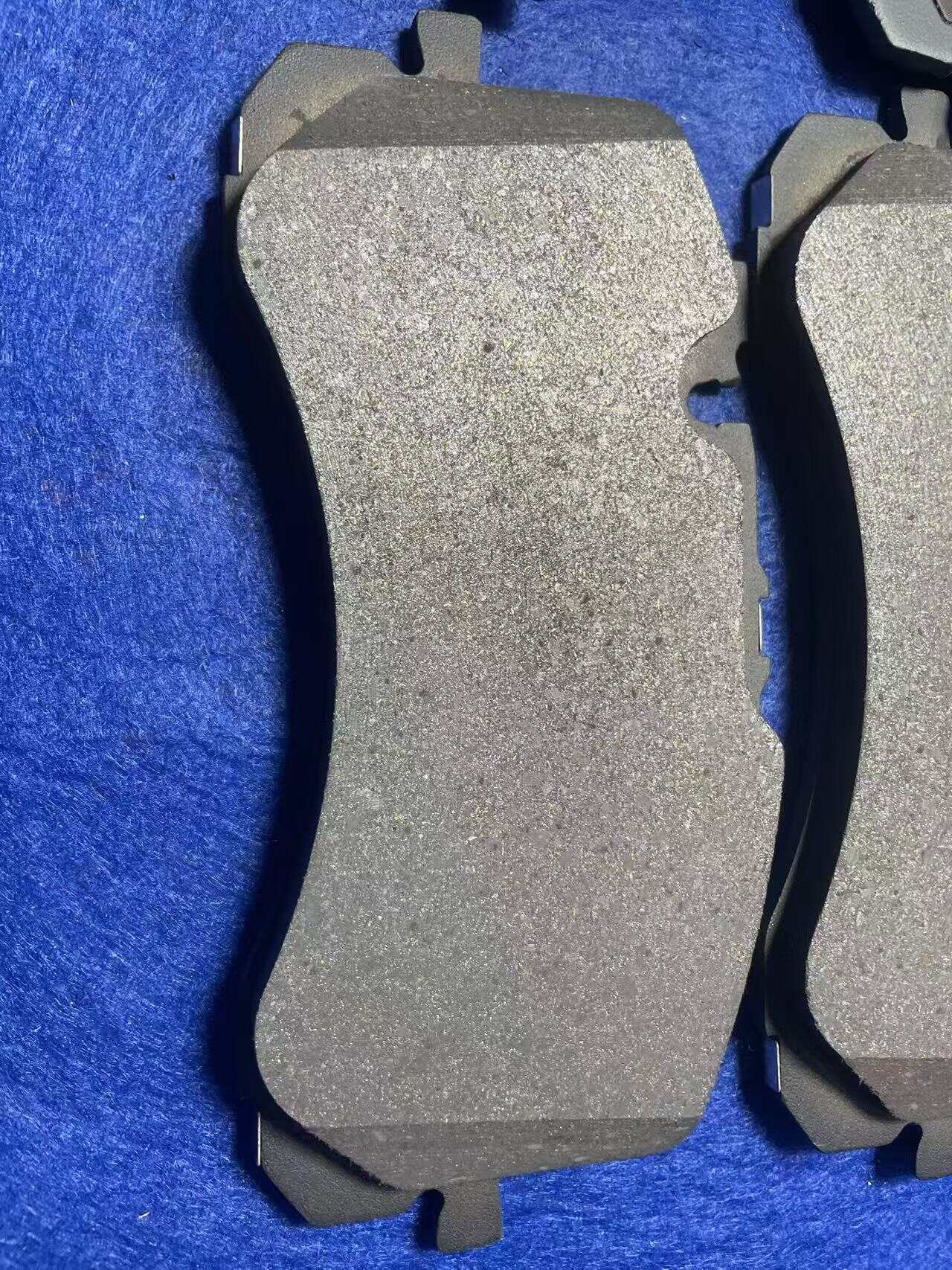 Ceramics, less metal