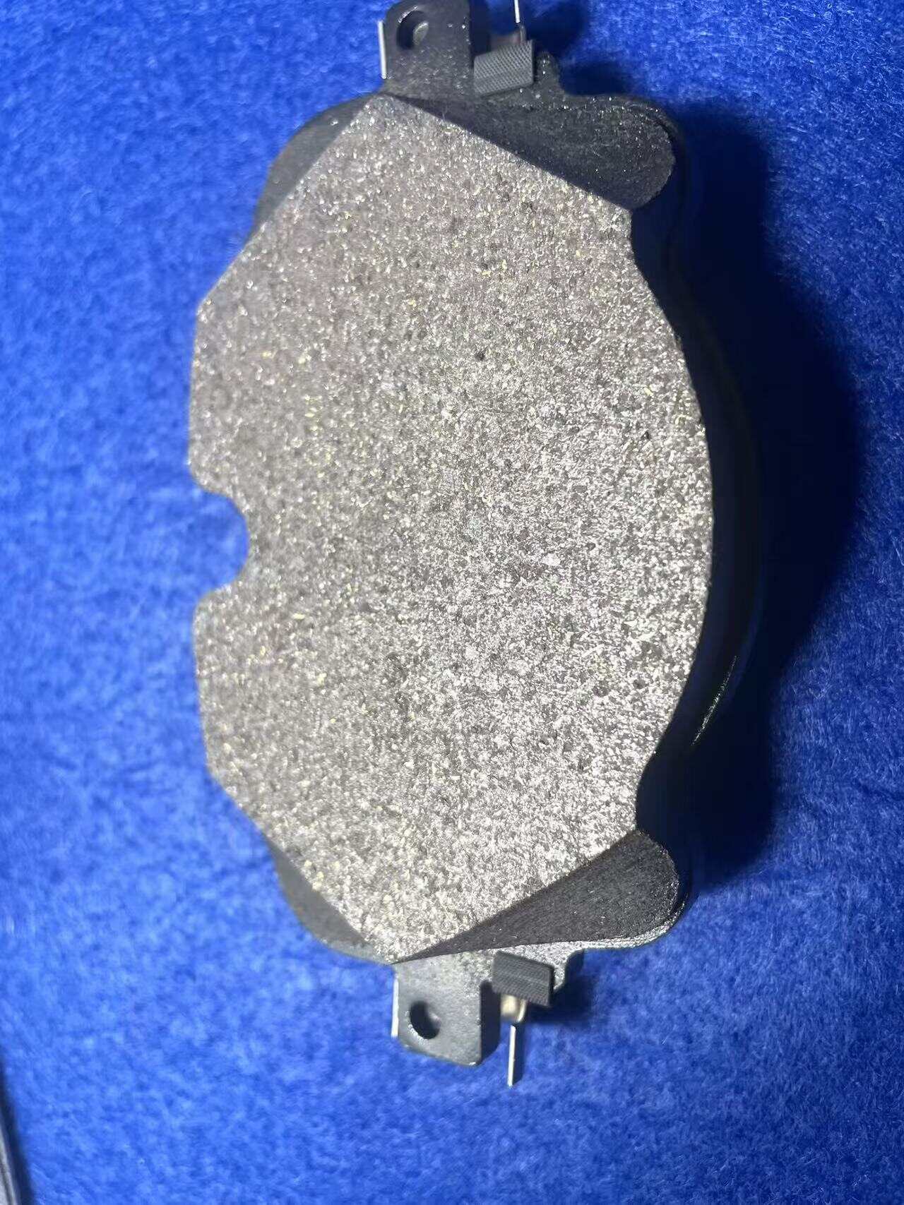 Ceramics, less metal