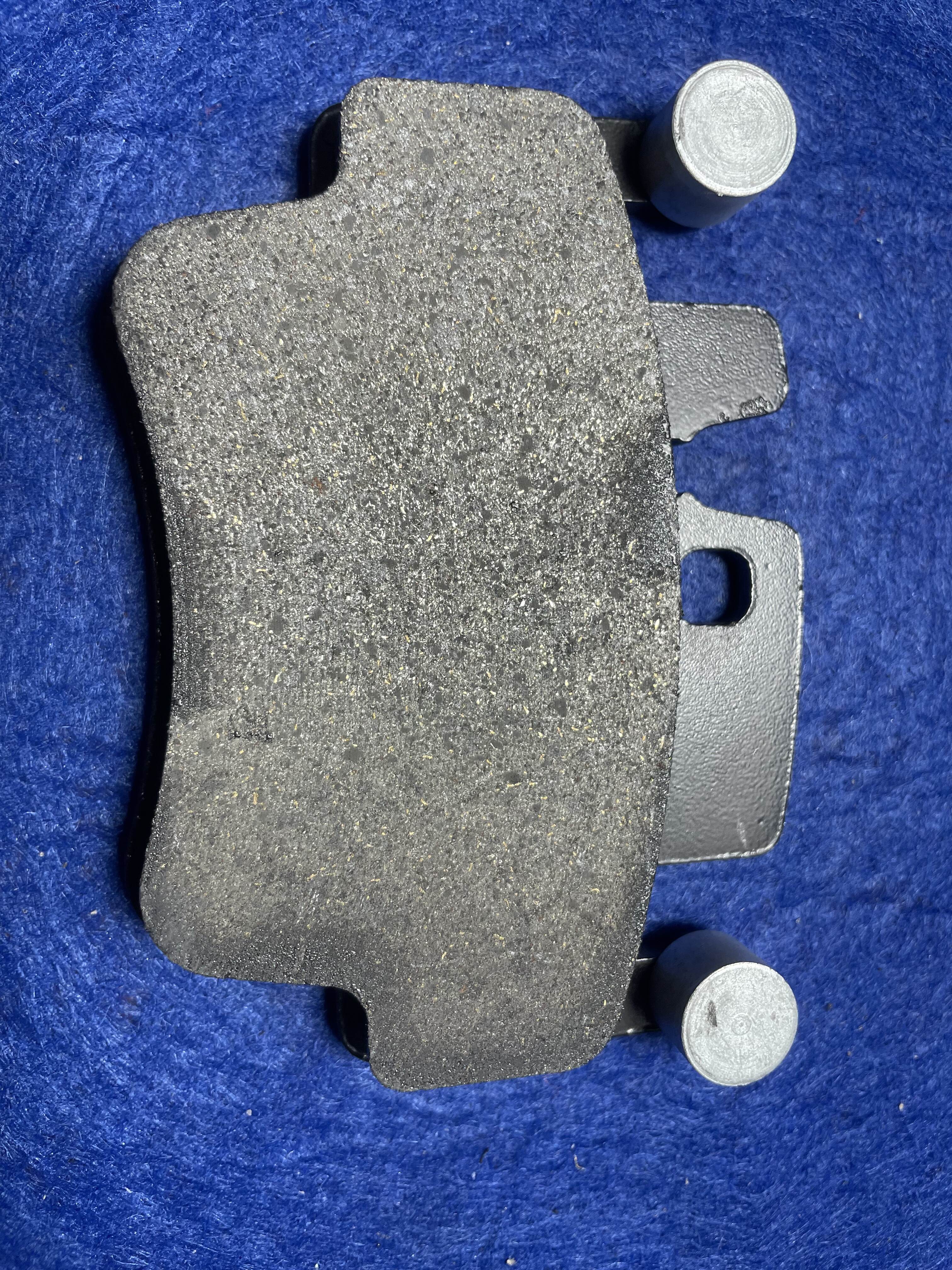 Ceramics, less metal