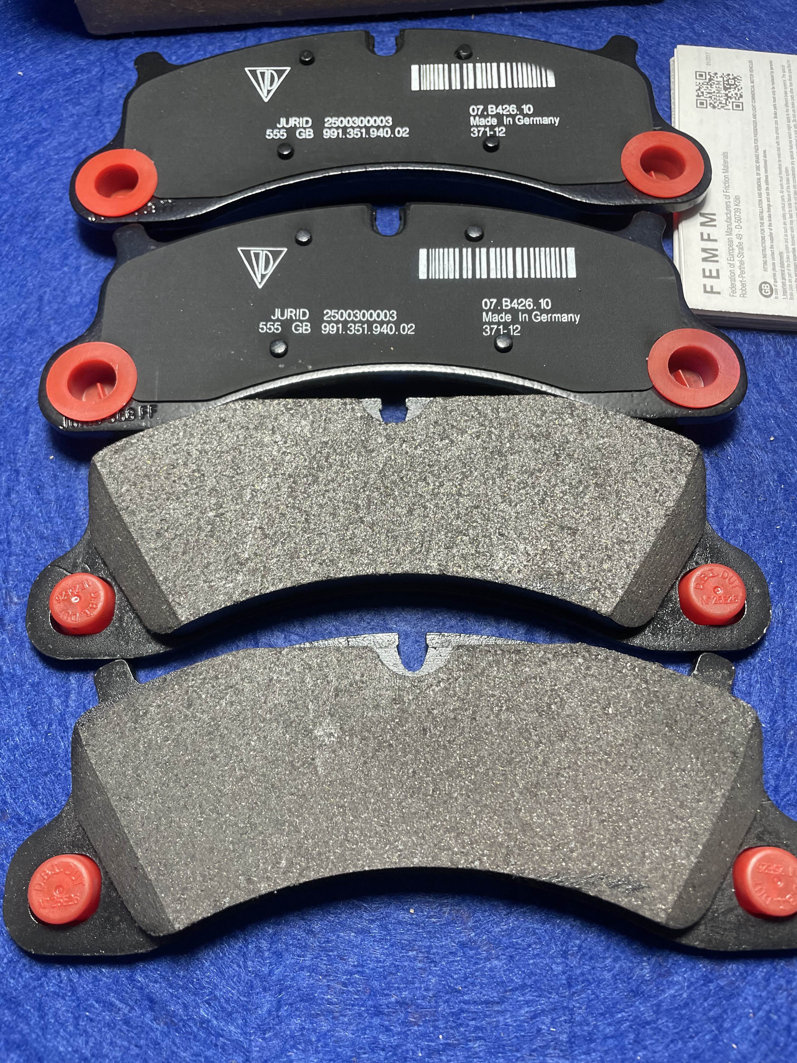 PORSCHE 911 Carrera S   Brake pad  991 351 949 02