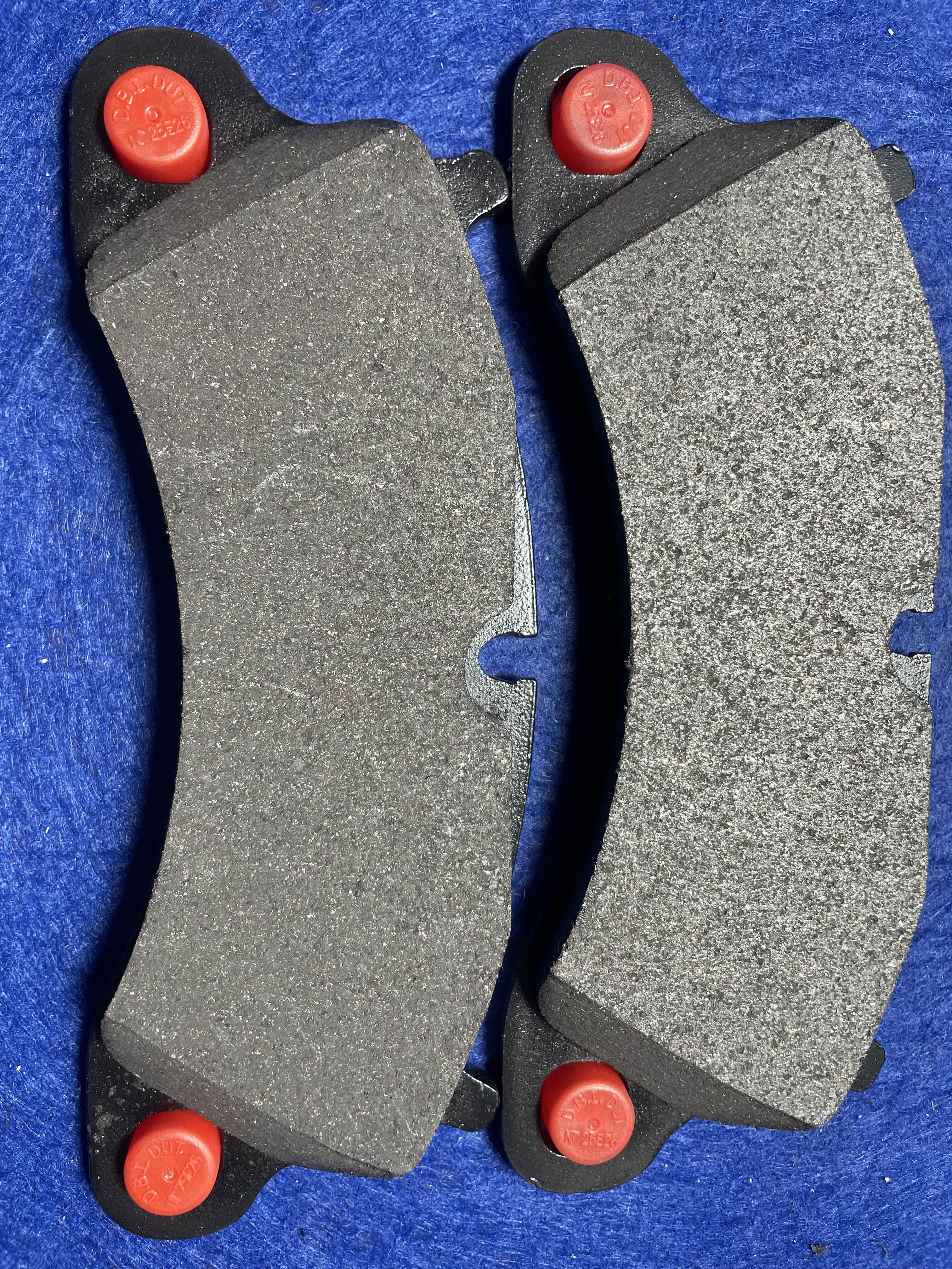 Ceramics, less metal