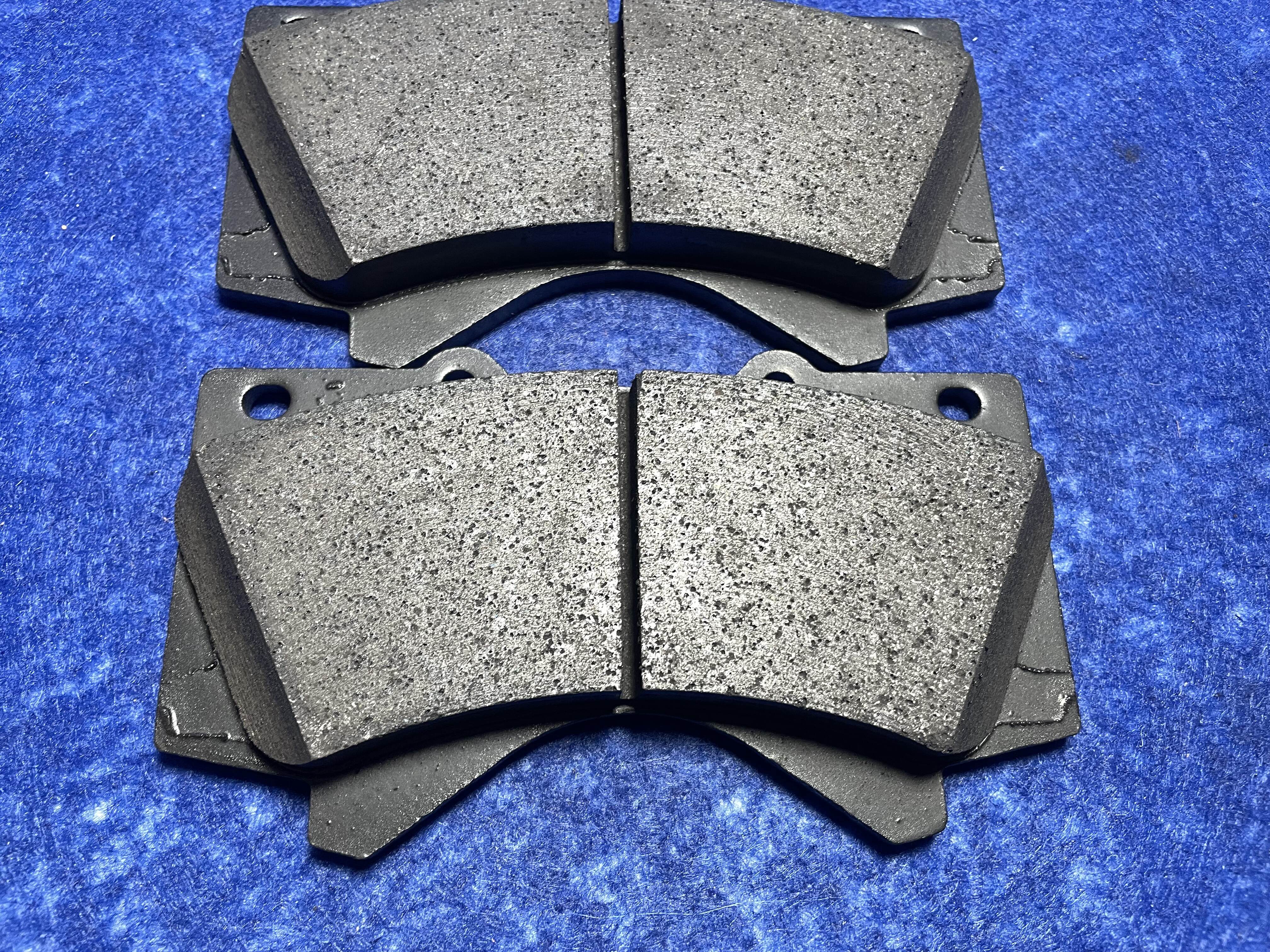 Ceramics, less metal