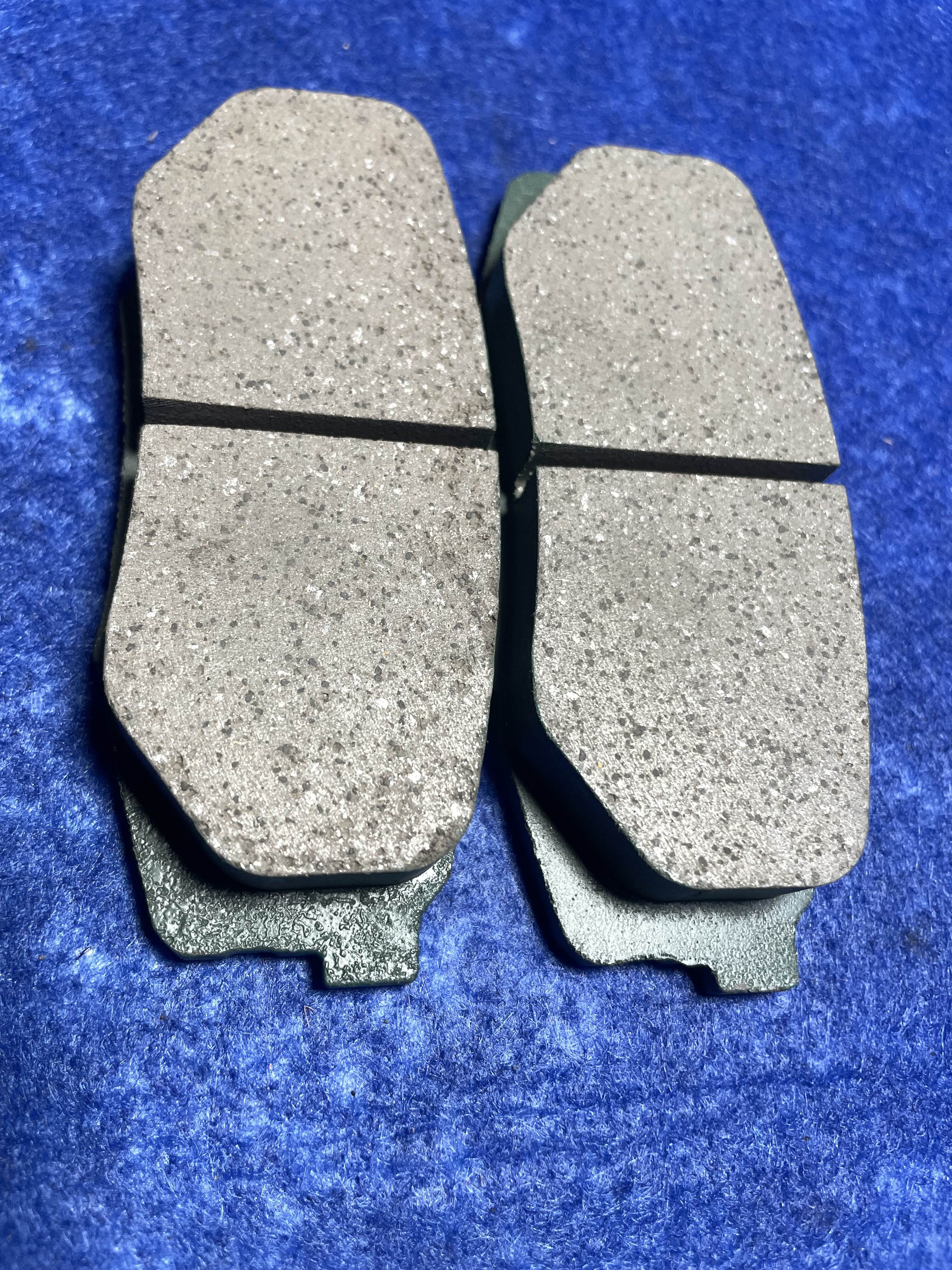 Ceramics, less metal