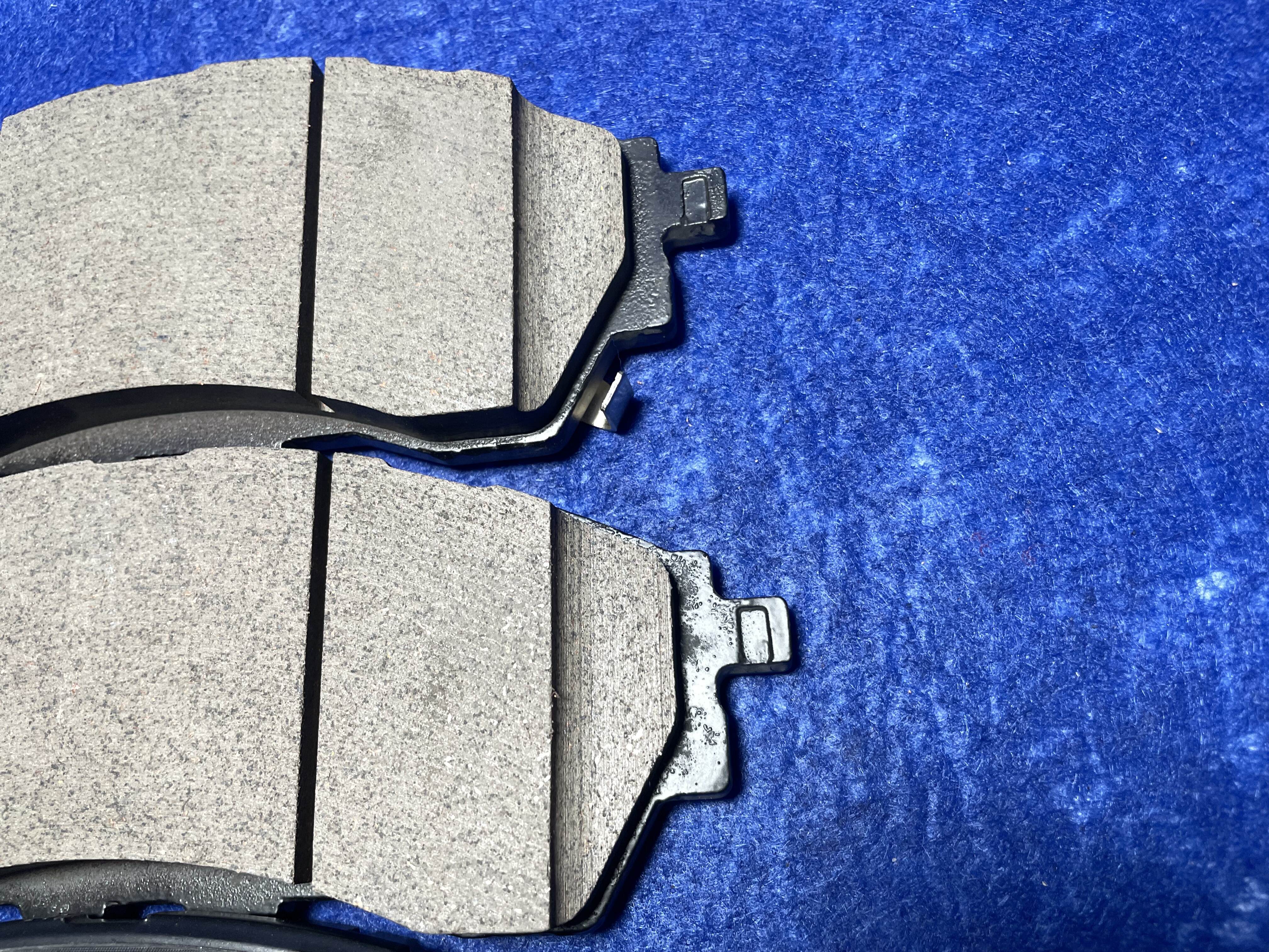 Ceramics, less metal