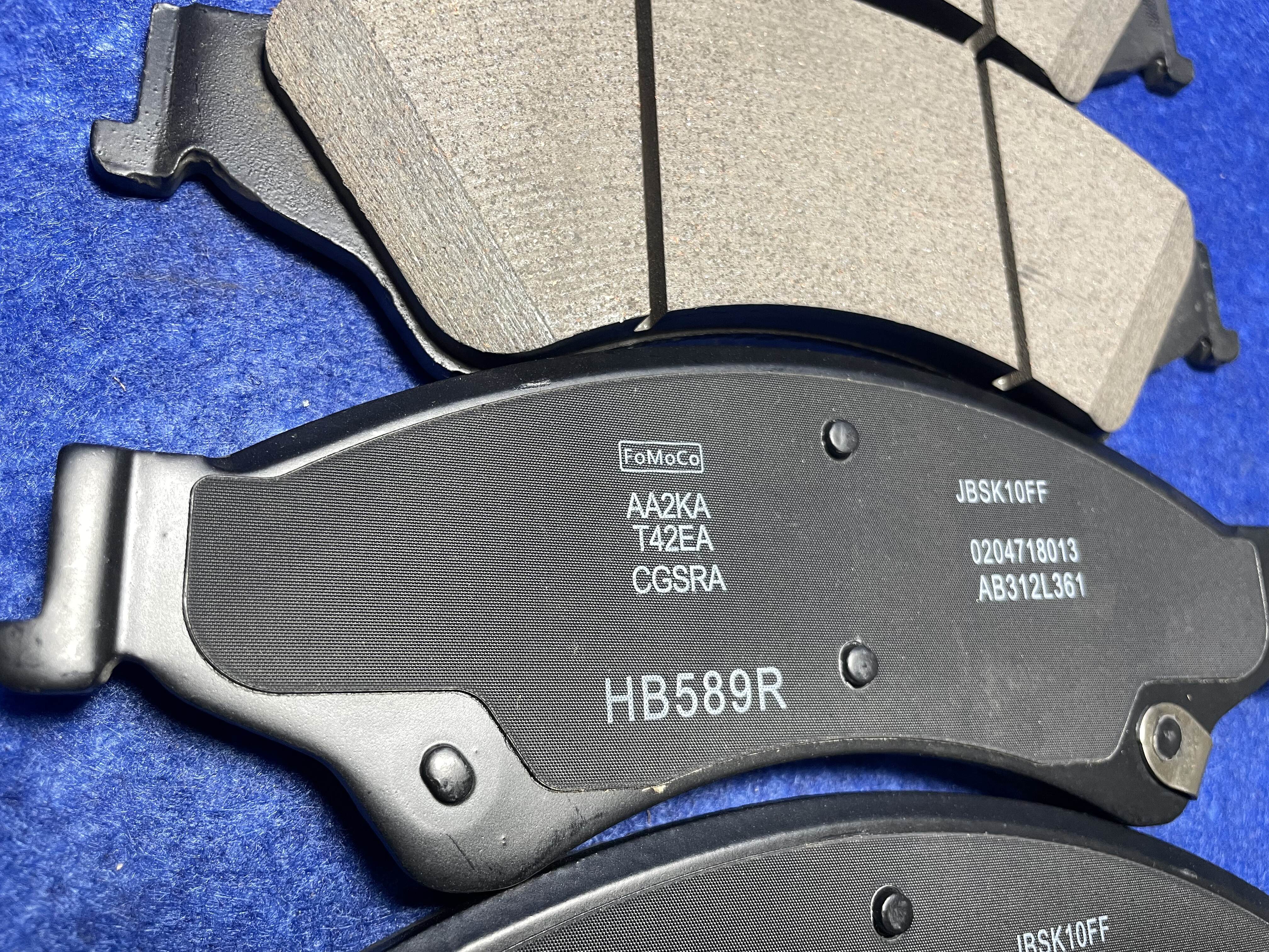 Ceramics, less metal
